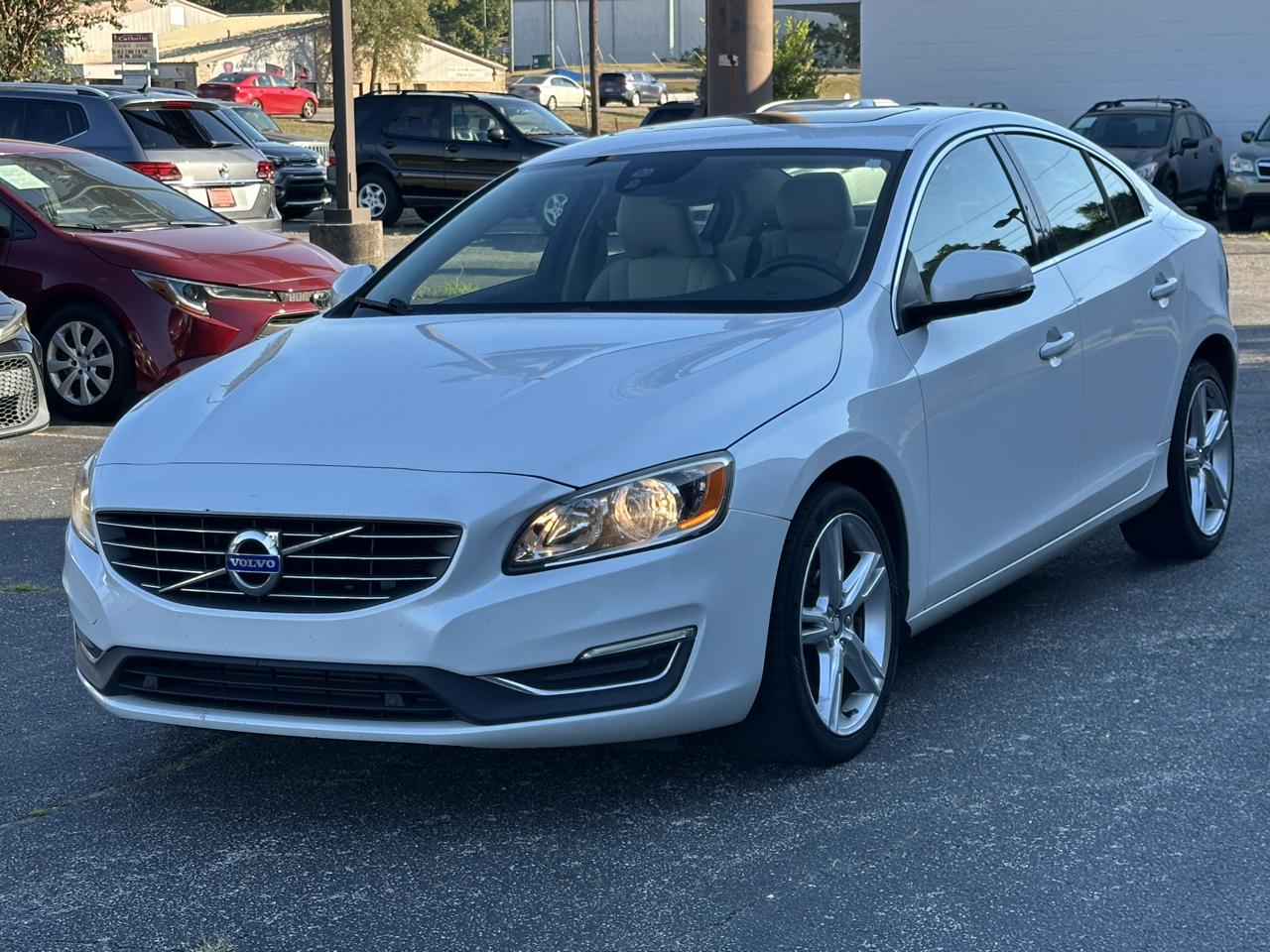 Volvo S60 4dr Sdn T5 Drive-E Premier FWD 2016