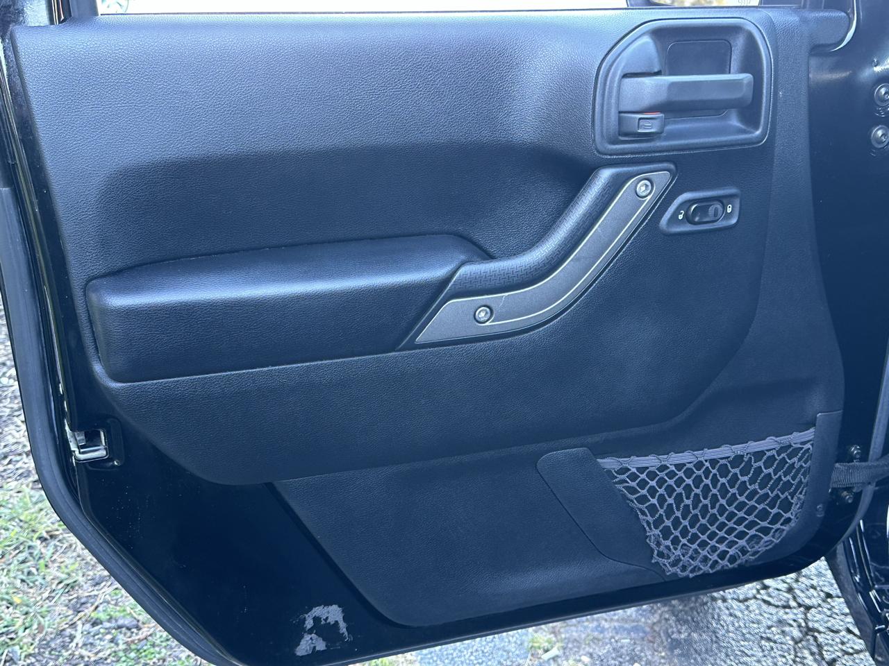 Jeep Wrangler Unlimited 4WD 4dr Sport 2016