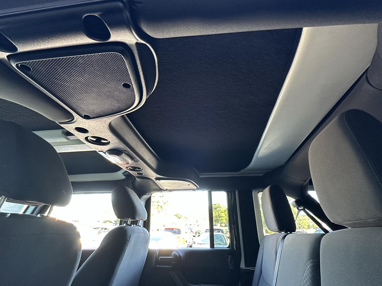 Jeep Wrangler Unlimited 4WD 4dr Sport 2016