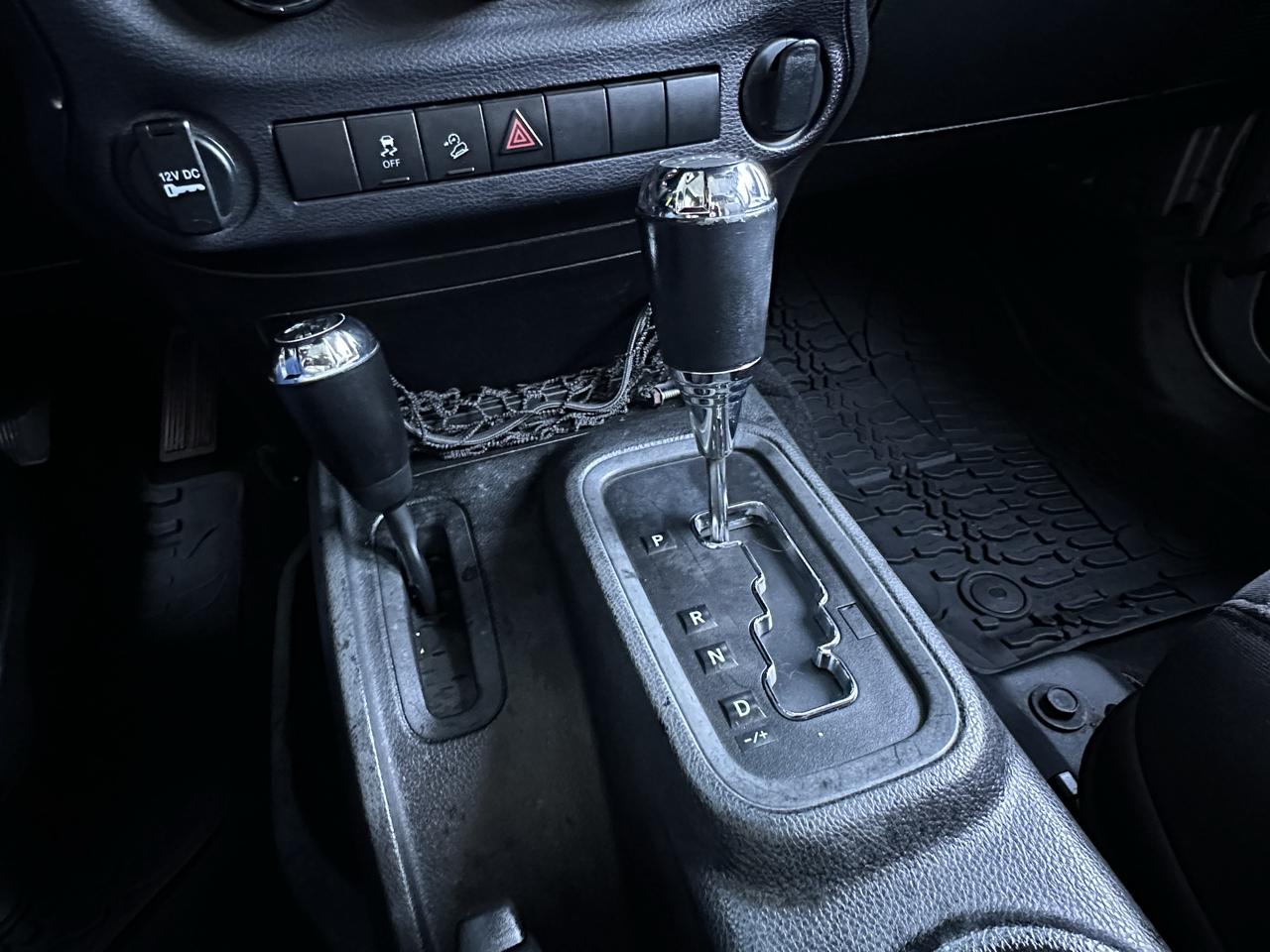 Jeep Wrangler Unlimited 4WD 4dr Willys Wheeler 2014
