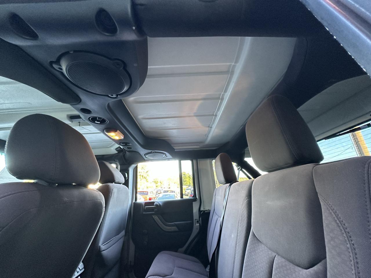 Jeep Wrangler Unlimited 4WD 4dr Willys Wheeler 2014