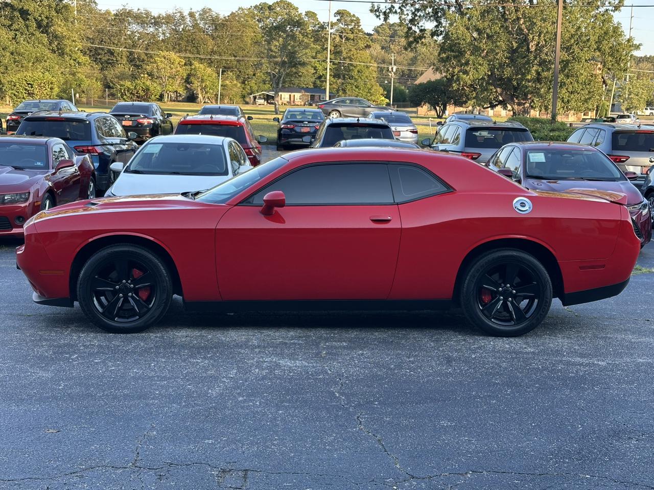 Dodge Challenger SXT RWD 2018