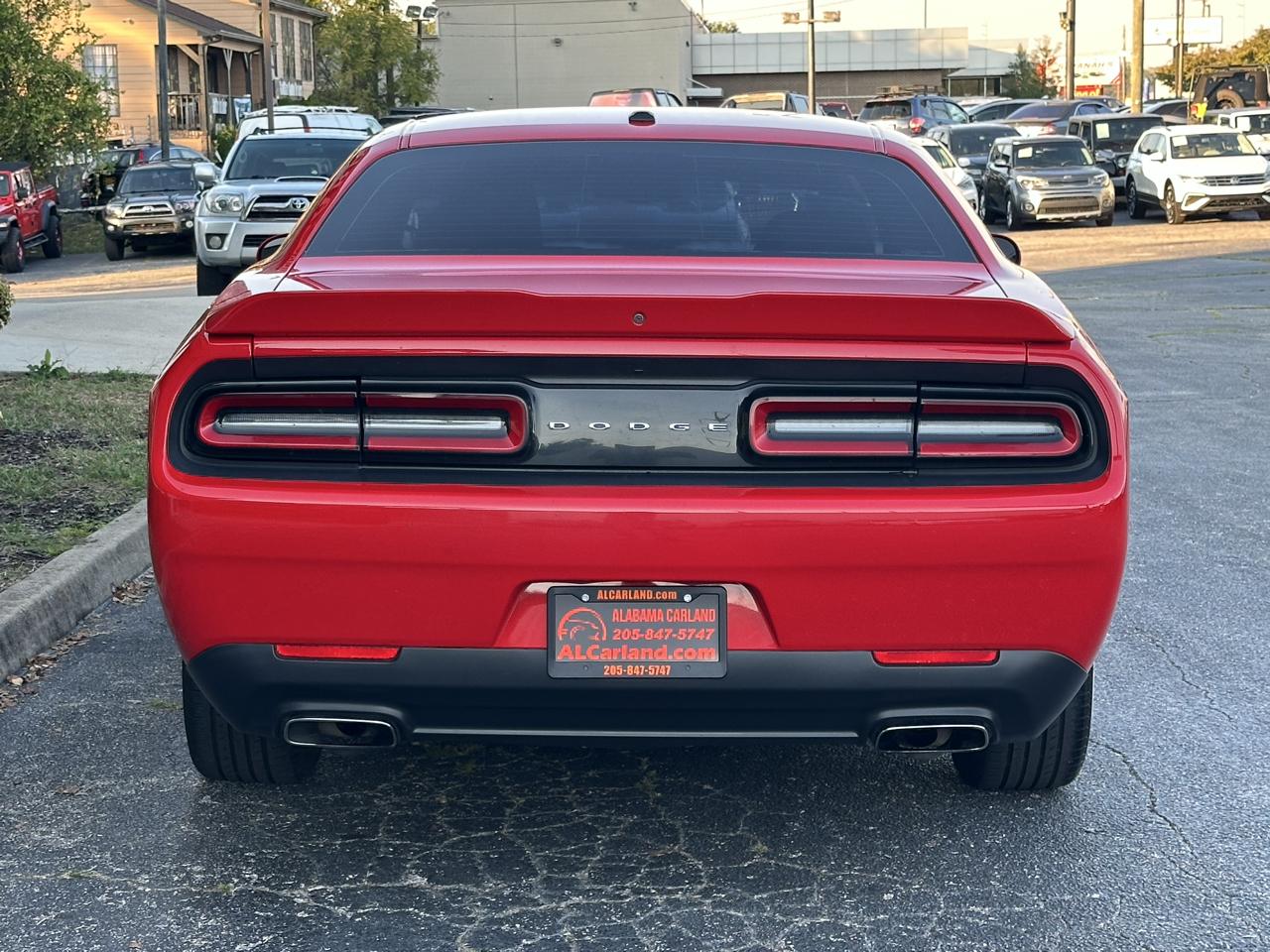 Dodge Challenger SXT RWD 2018