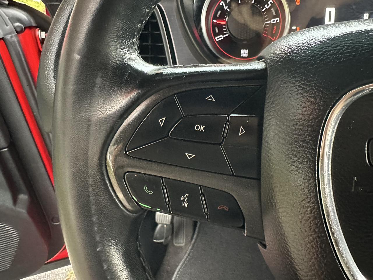 Dodge Challenger SXT RWD 2018