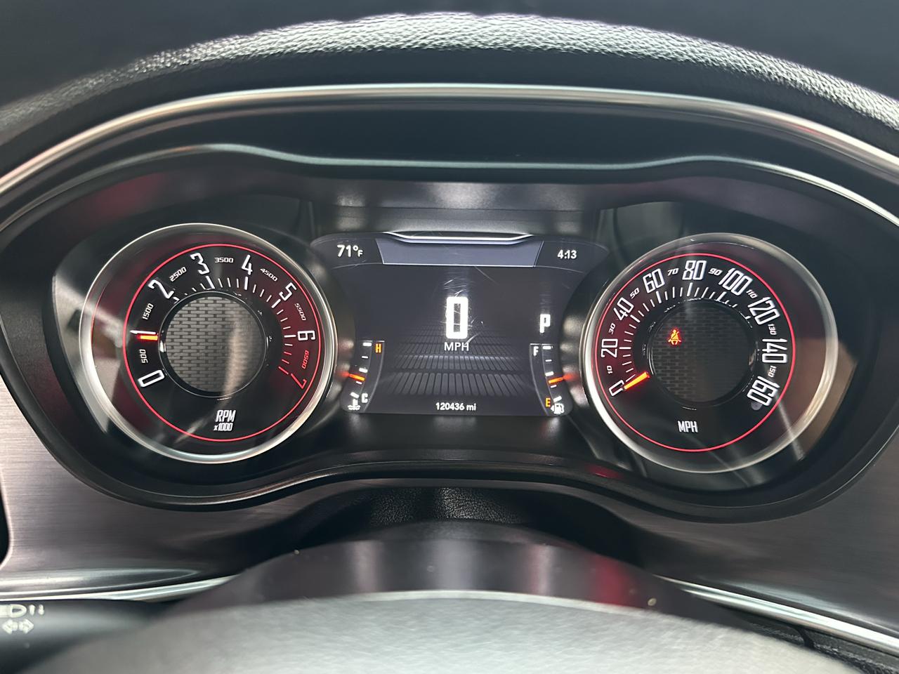 Dodge Challenger SXT RWD 2018