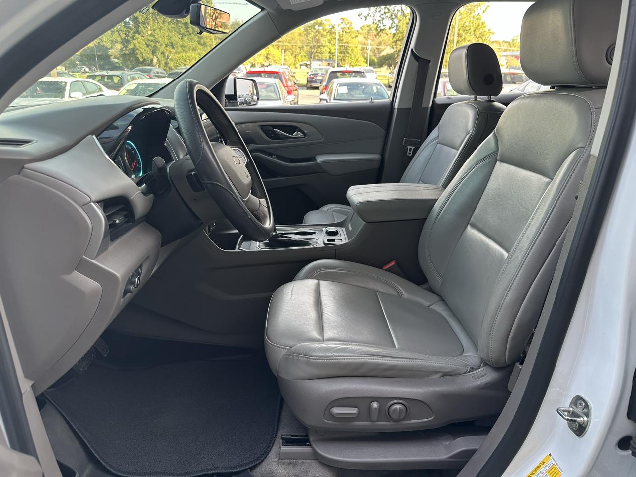 Chevrolet Traverse FWD 4dr LT Leather w/3LT 2018