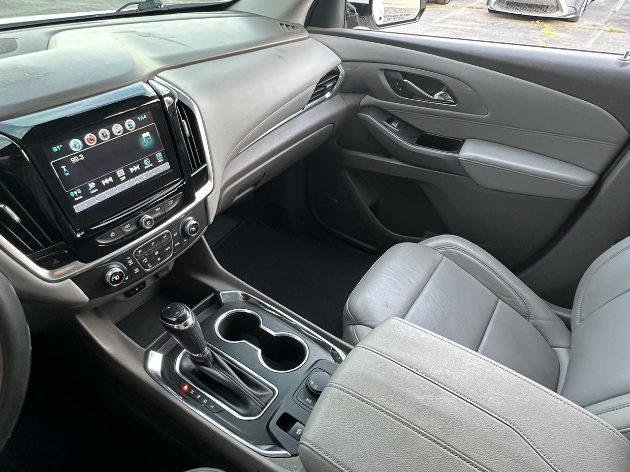 Chevrolet Traverse FWD 4dr LT Leather w/3LT 2018