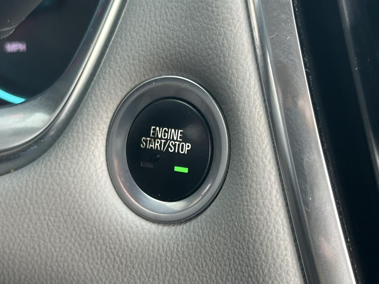 Chevrolet Traverse FWD 4dr LT Leather w/3LT 2018