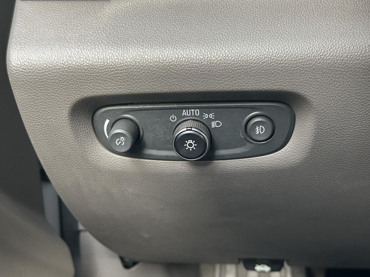 Chevrolet Traverse FWD 4dr LT Leather w/3LT 2018