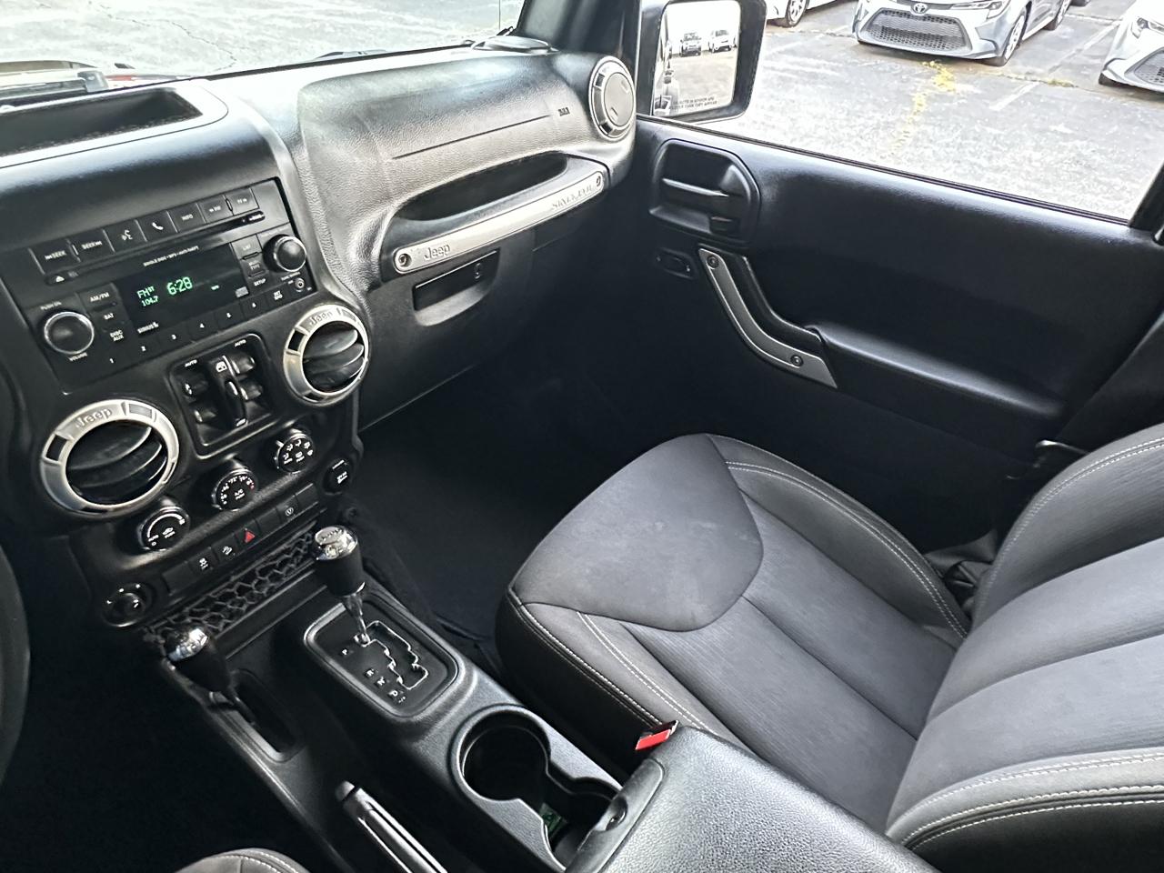 Jeep Wrangler Unlimited 4WD 4dr Rubicon 2016