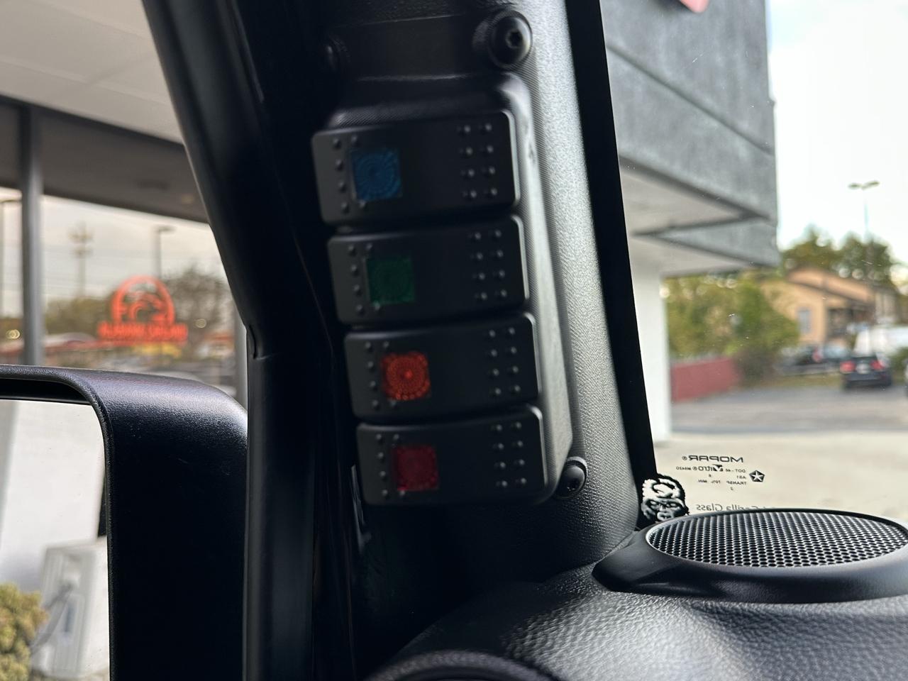 Jeep Wrangler Unlimited 4WD 4dr Rubicon 2016