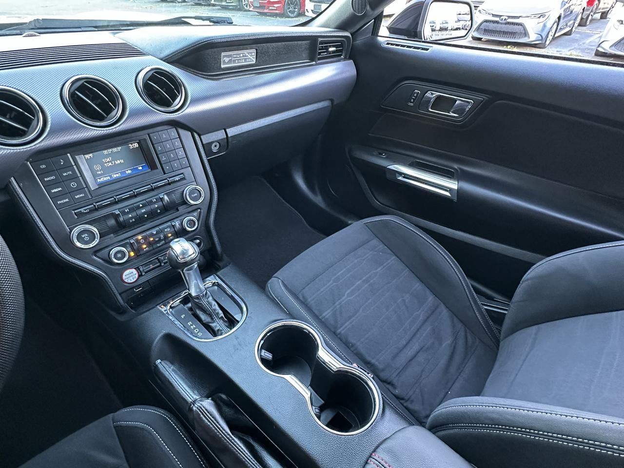 Ford Mustang  2016