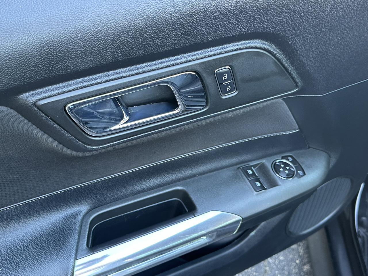 Ford Mustang  2016