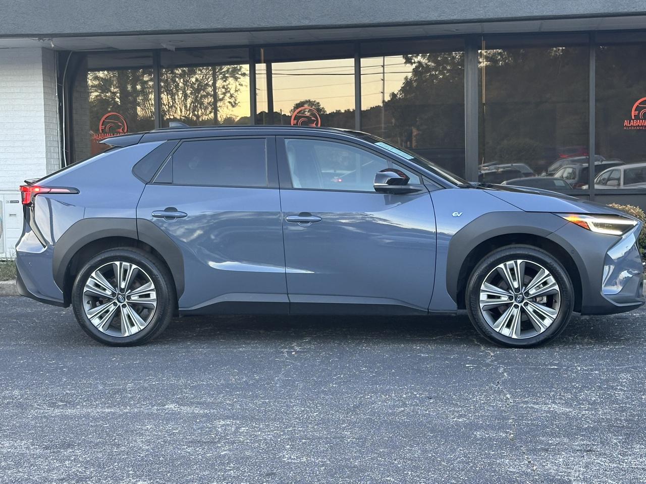 Subaru Solterra Touring AWD 2023