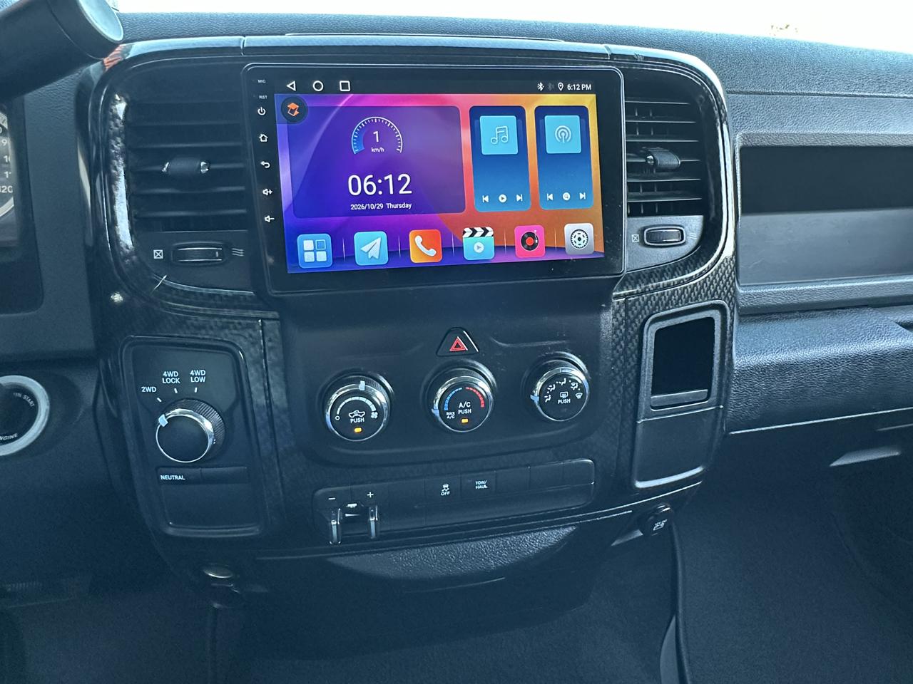 RAM 1500 4WD Quad Cab 140.5" Express 2014
