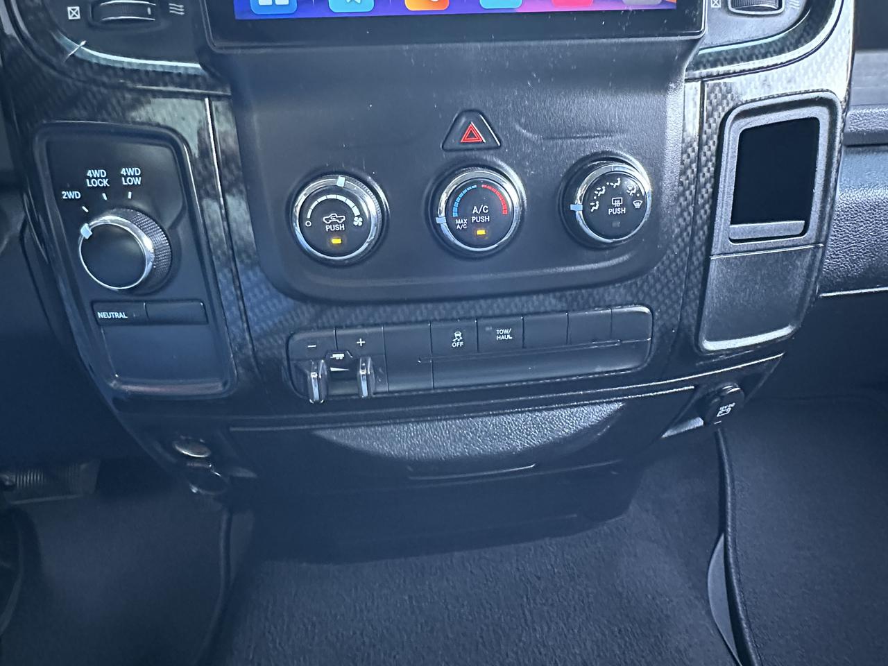 RAM 1500 4WD Quad Cab 140.5" Express 2014