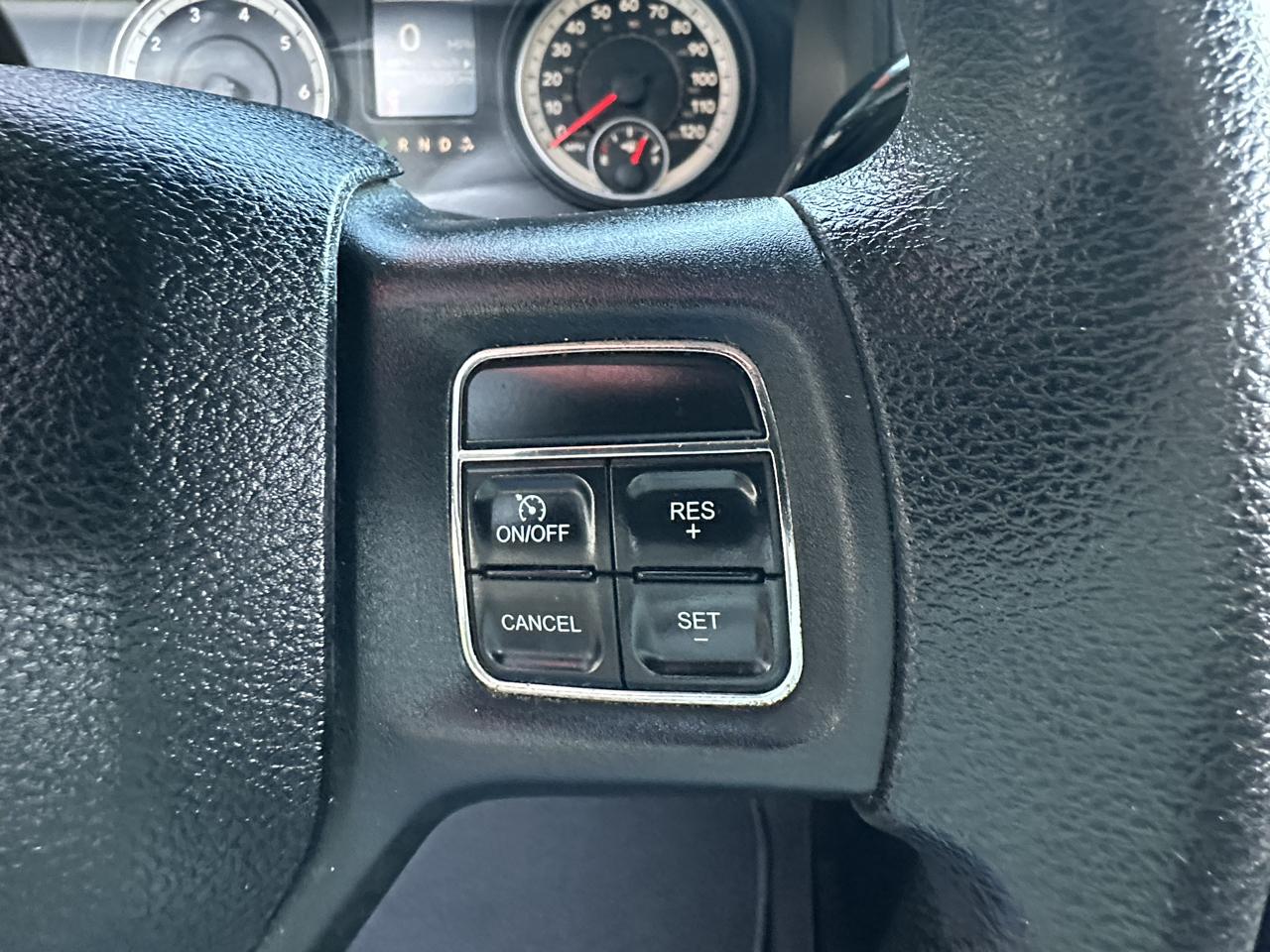 RAM 1500 4WD Quad Cab 140.5" Express 2014