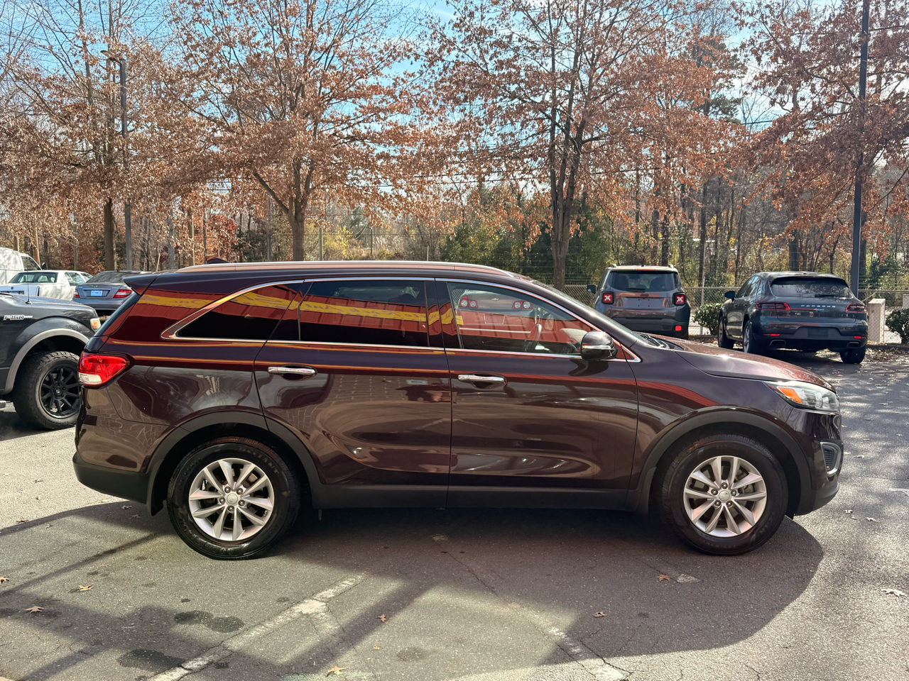 Kia Sorento LX V6 2WD 2016