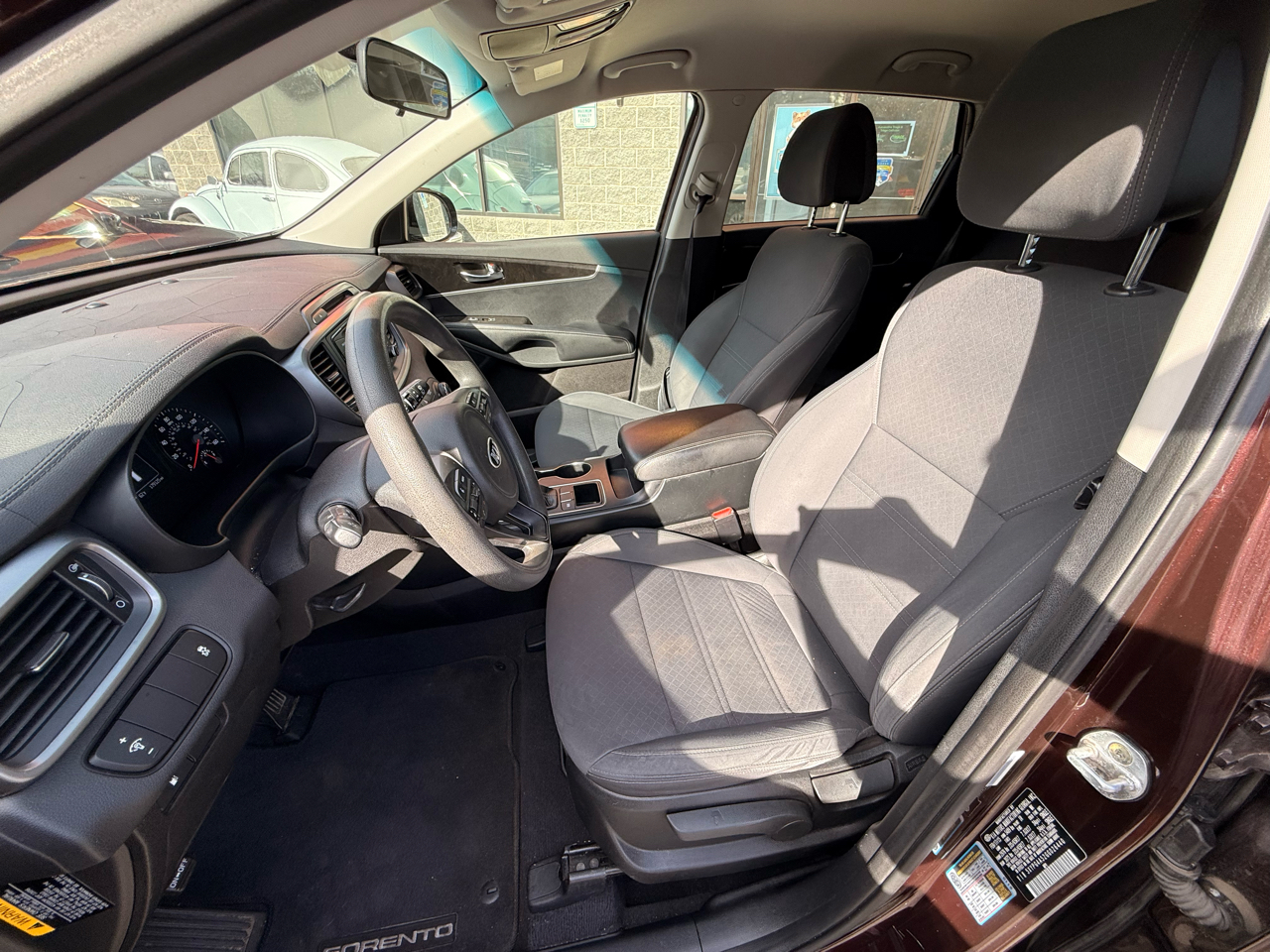 Kia Sorento LX V6 2WD 2016