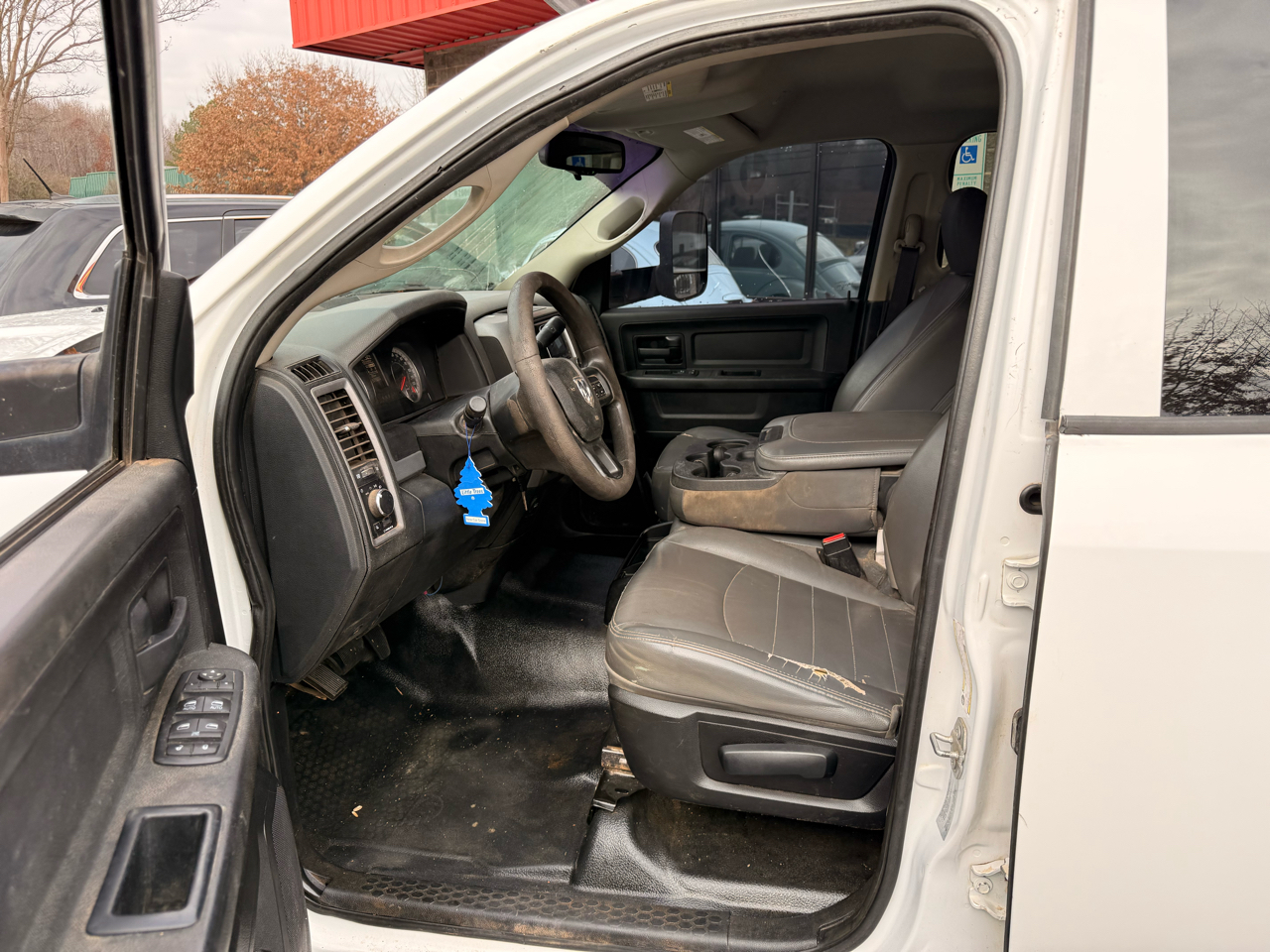 RAM 3500 Tradesman Crew Cab LWB 2WD 2017