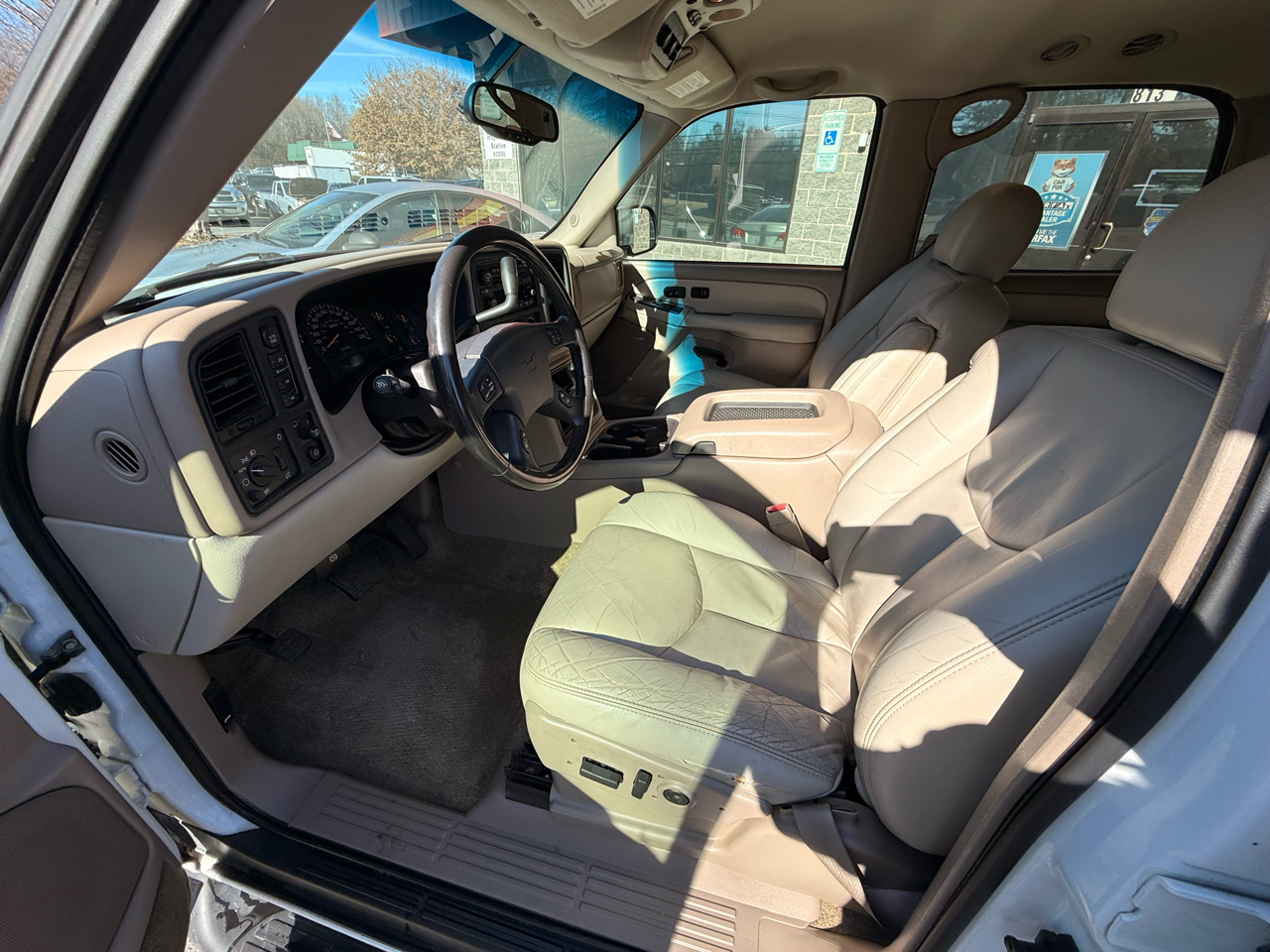 Chevrolet Tahoe 4WD 2003