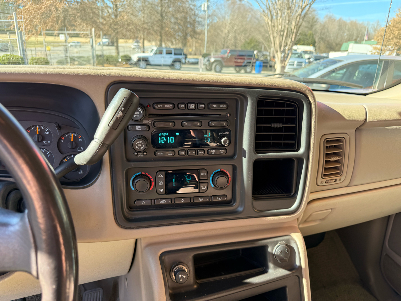 Chevrolet Tahoe 4WD 2003