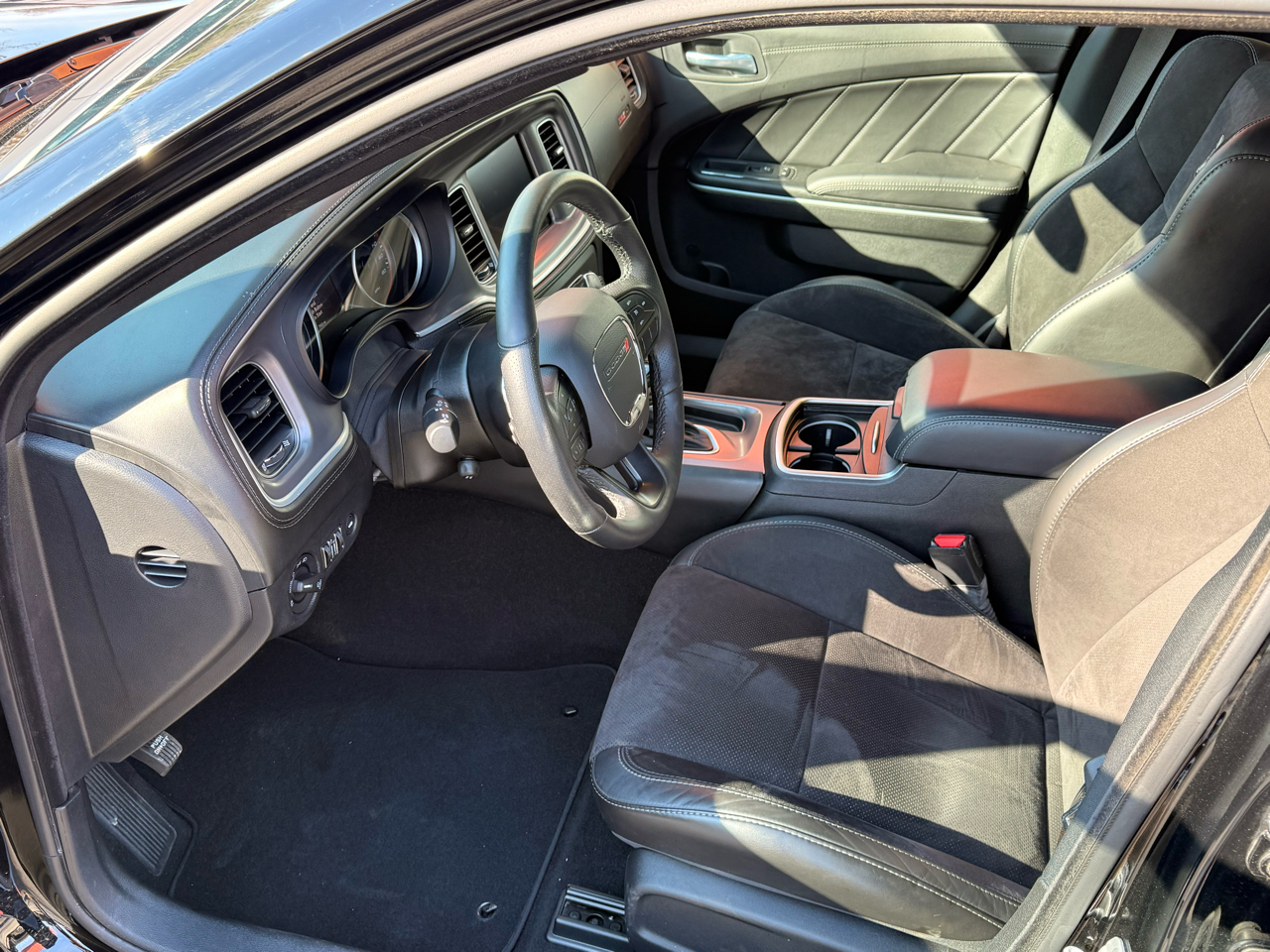 Dodge Charger 4dr Sdn SRT 392 RWD 2022