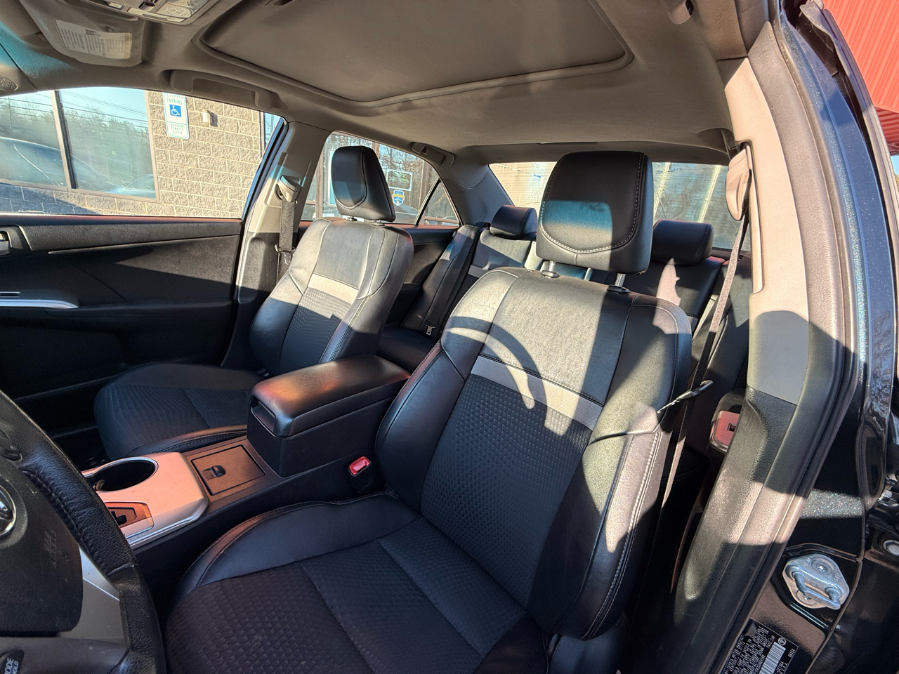 Toyota Camry SE 2012