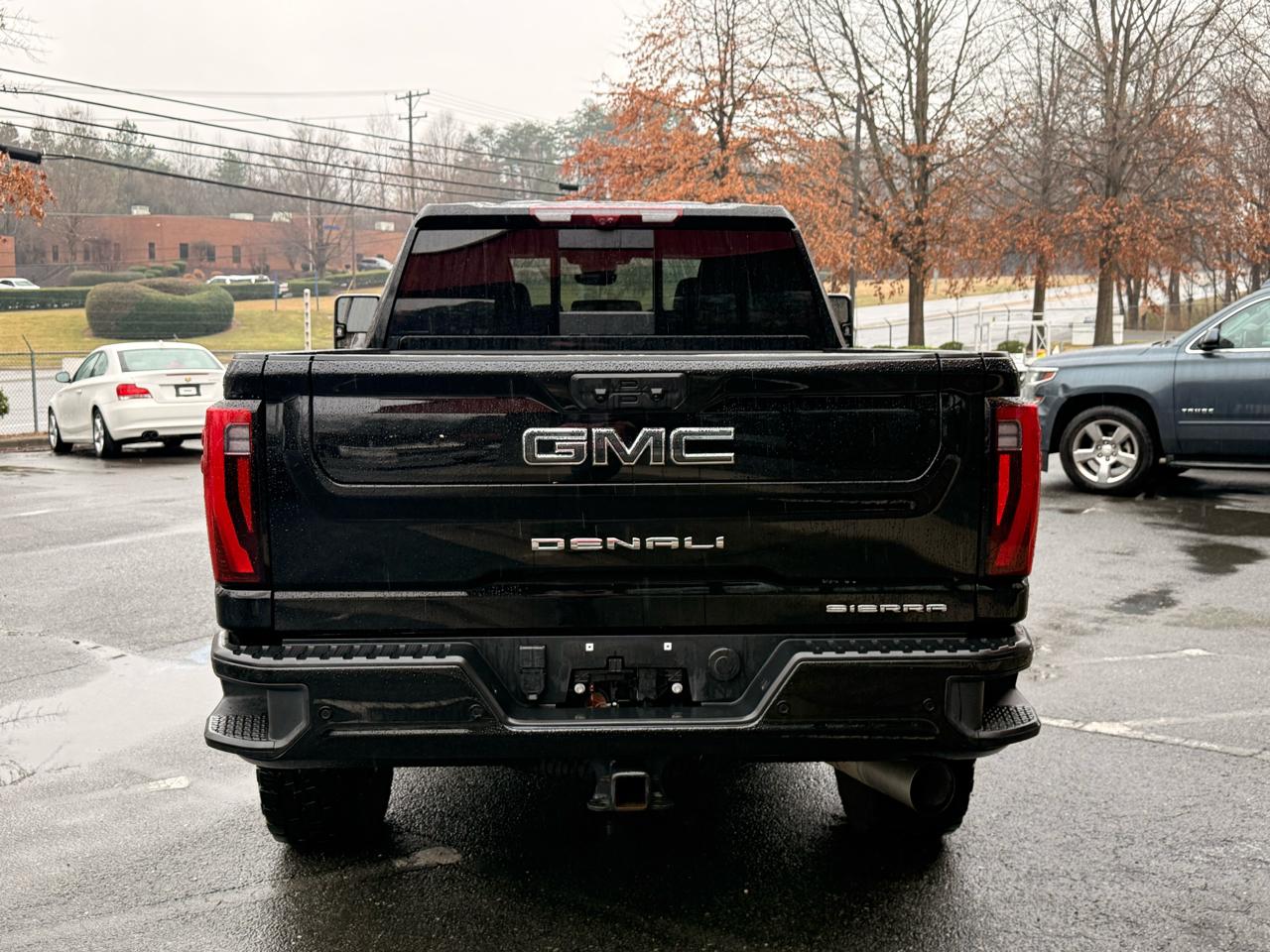 GMC Sierra 3500HD Denali Ultimate Crew Cab 4WD 2024