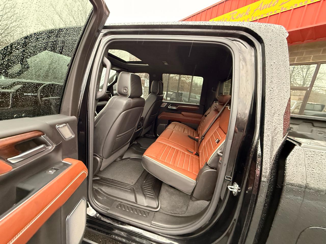 GMC Sierra 3500HD Denali Ultimate Crew Cab 4WD 2024