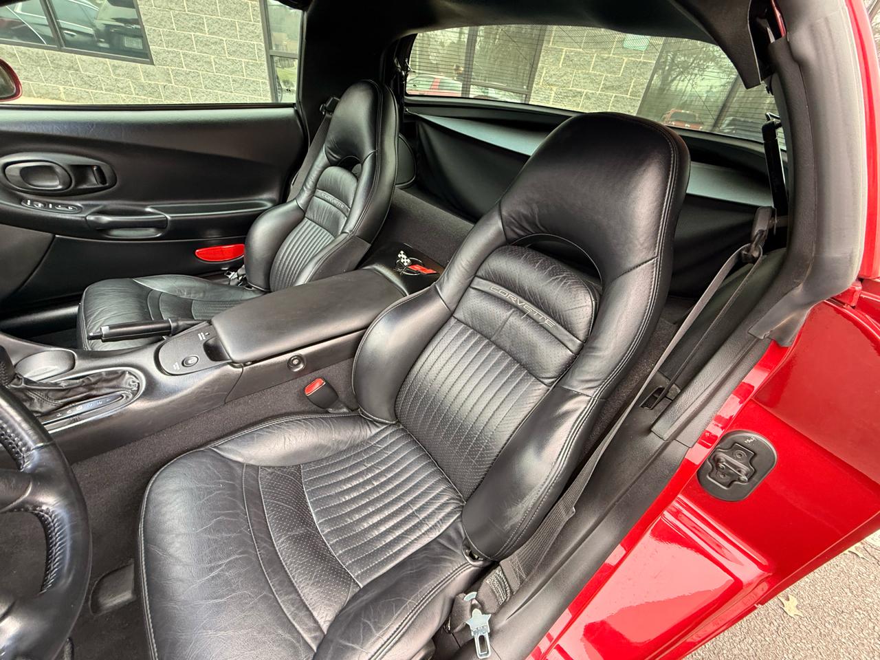 Chevrolet Corvette Coupe 2002