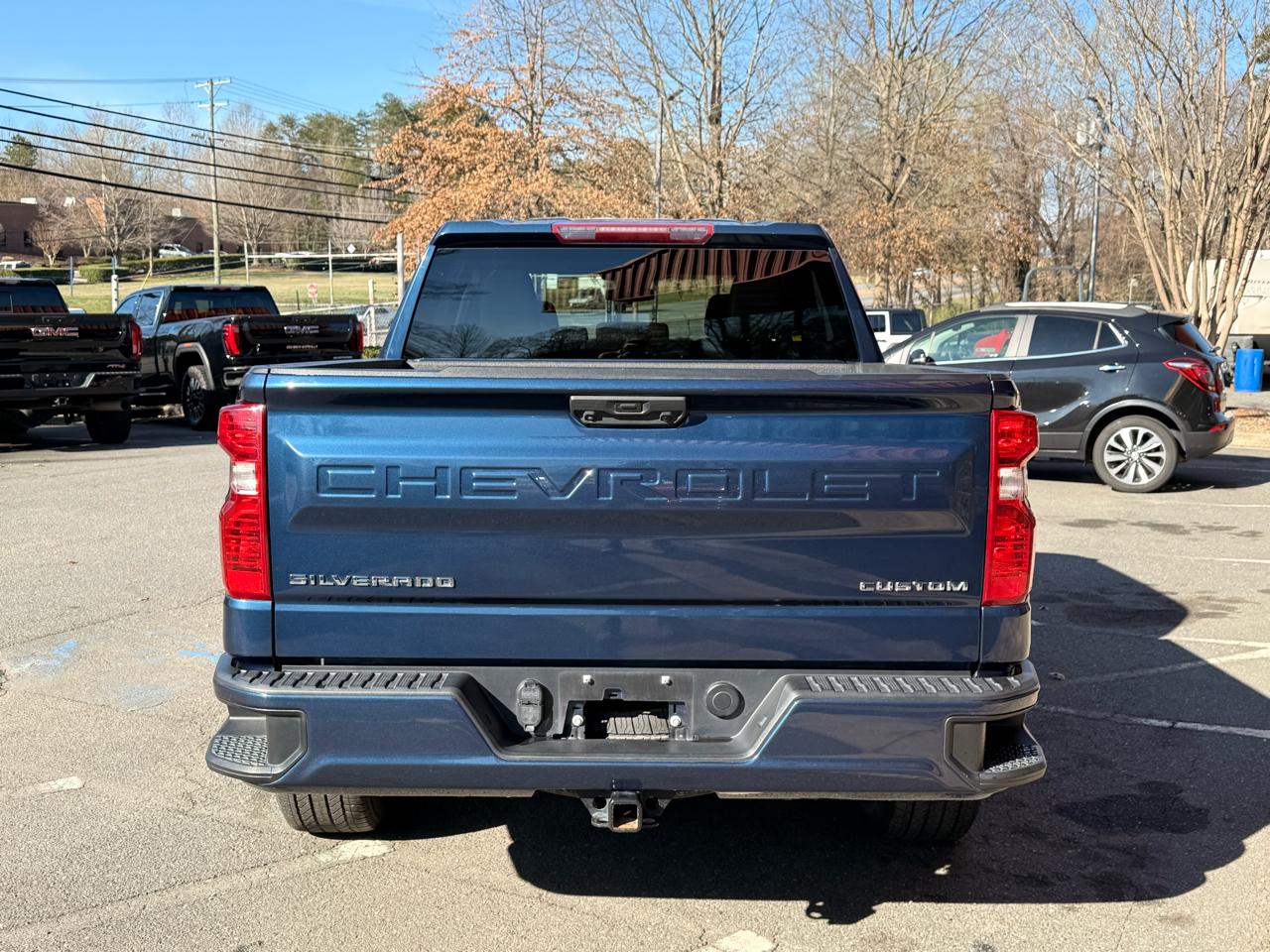 Chevrolet Silverado 1500 Custom Crew Cab 2WD 2023