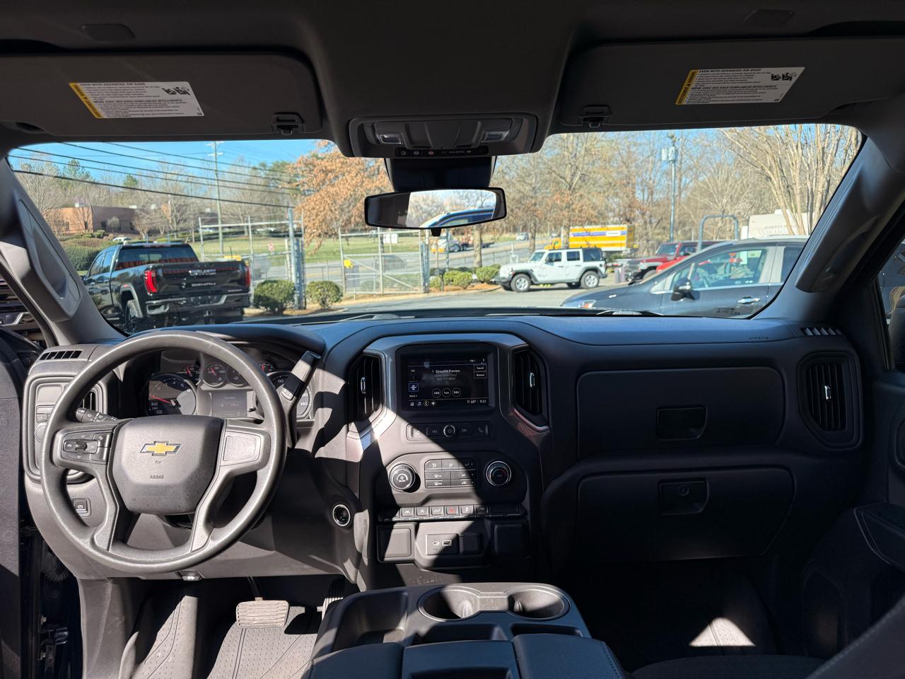 Chevrolet Silverado 1500 Custom Crew Cab 2WD 2023