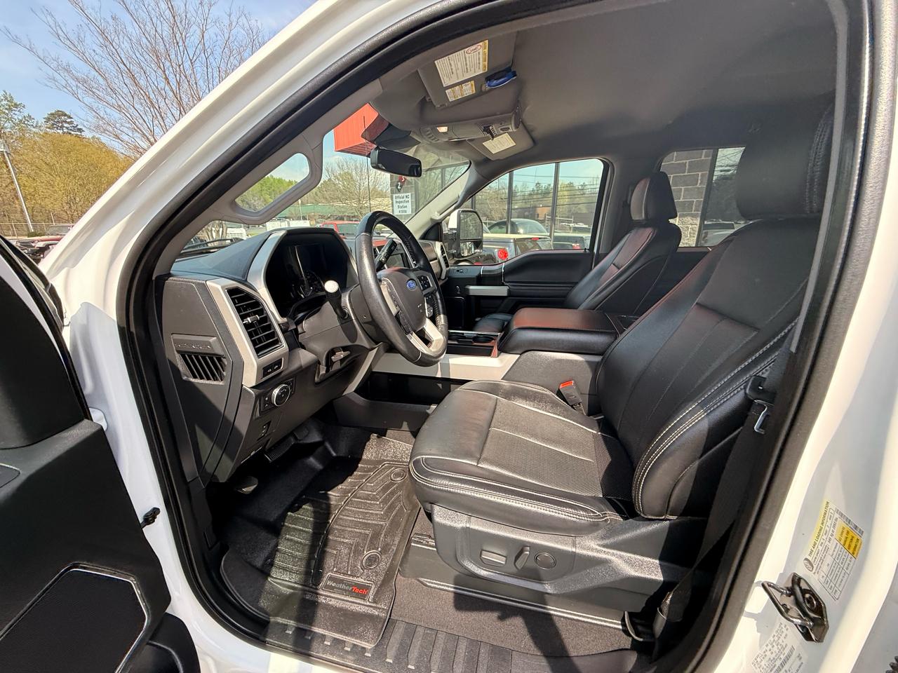 Ford F-250 SD Lariat Crew Cab 4WD 2021