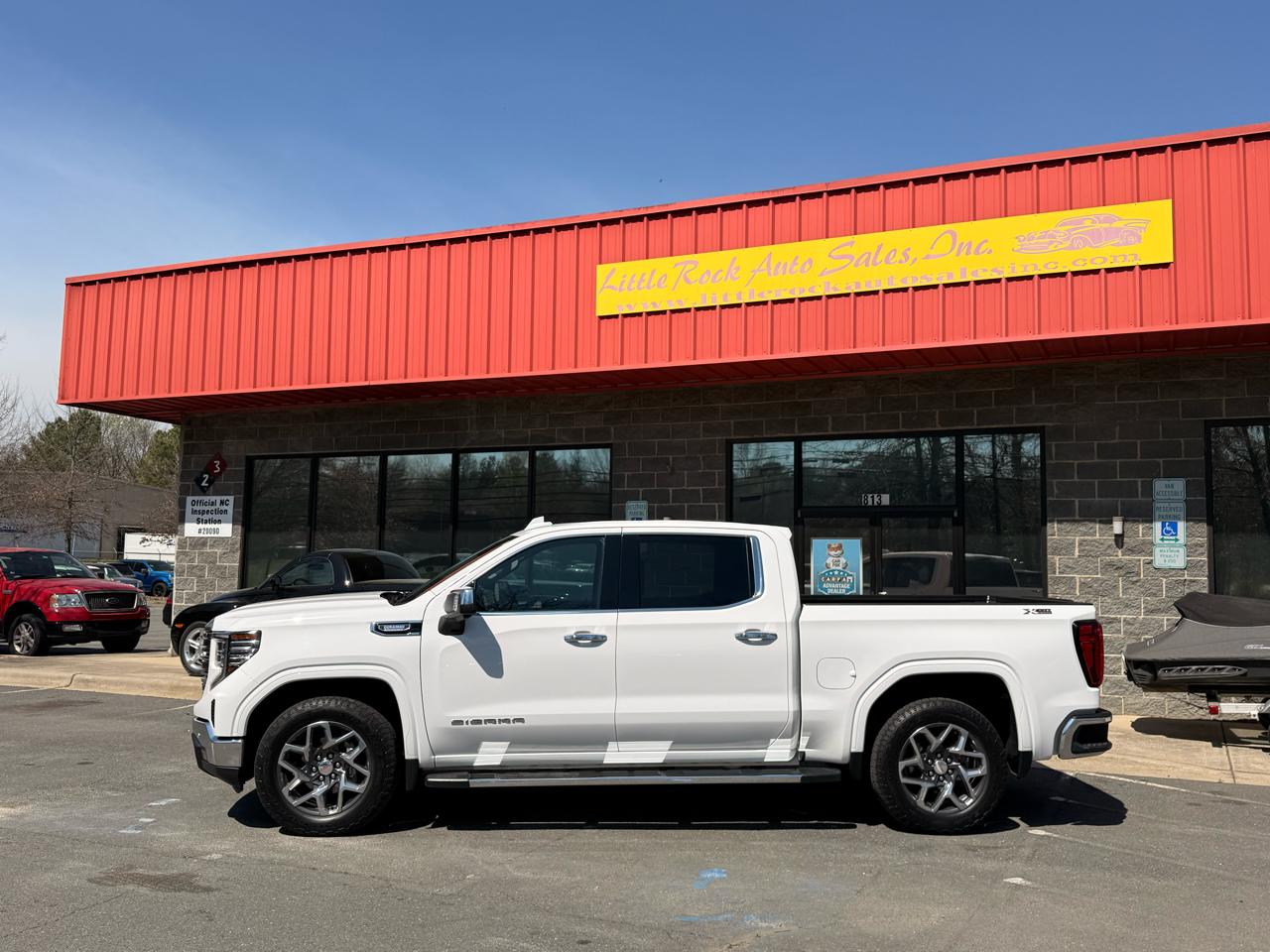 GMC Sierra 1500 SLT Crew Cab 4WD 2022
