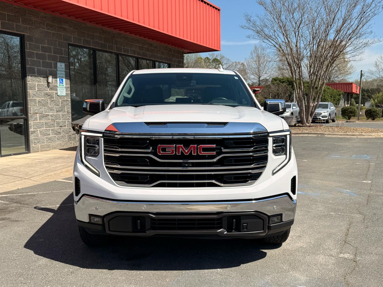 GMC Sierra 1500 SLT Crew Cab 4WD 2022