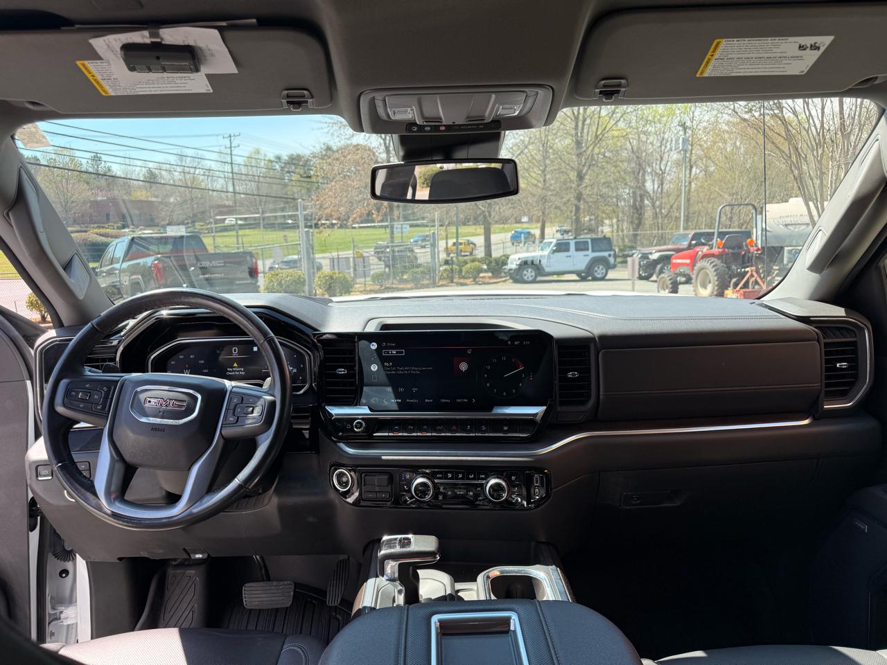 GMC Sierra 1500 SLT Crew Cab 4WD 2022