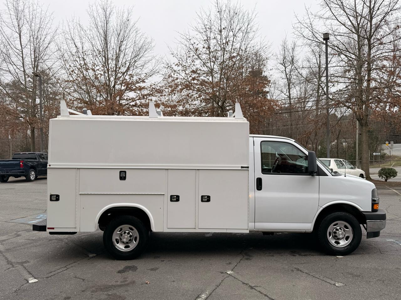 Chevrolet Express G3500 139" 2021
