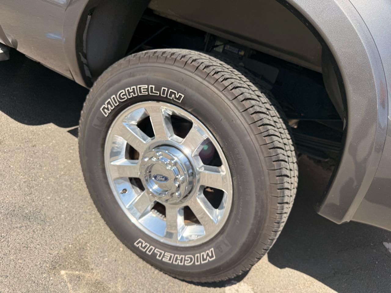 Ford F-250 SD Lariat Crew Cab 4WD 2004