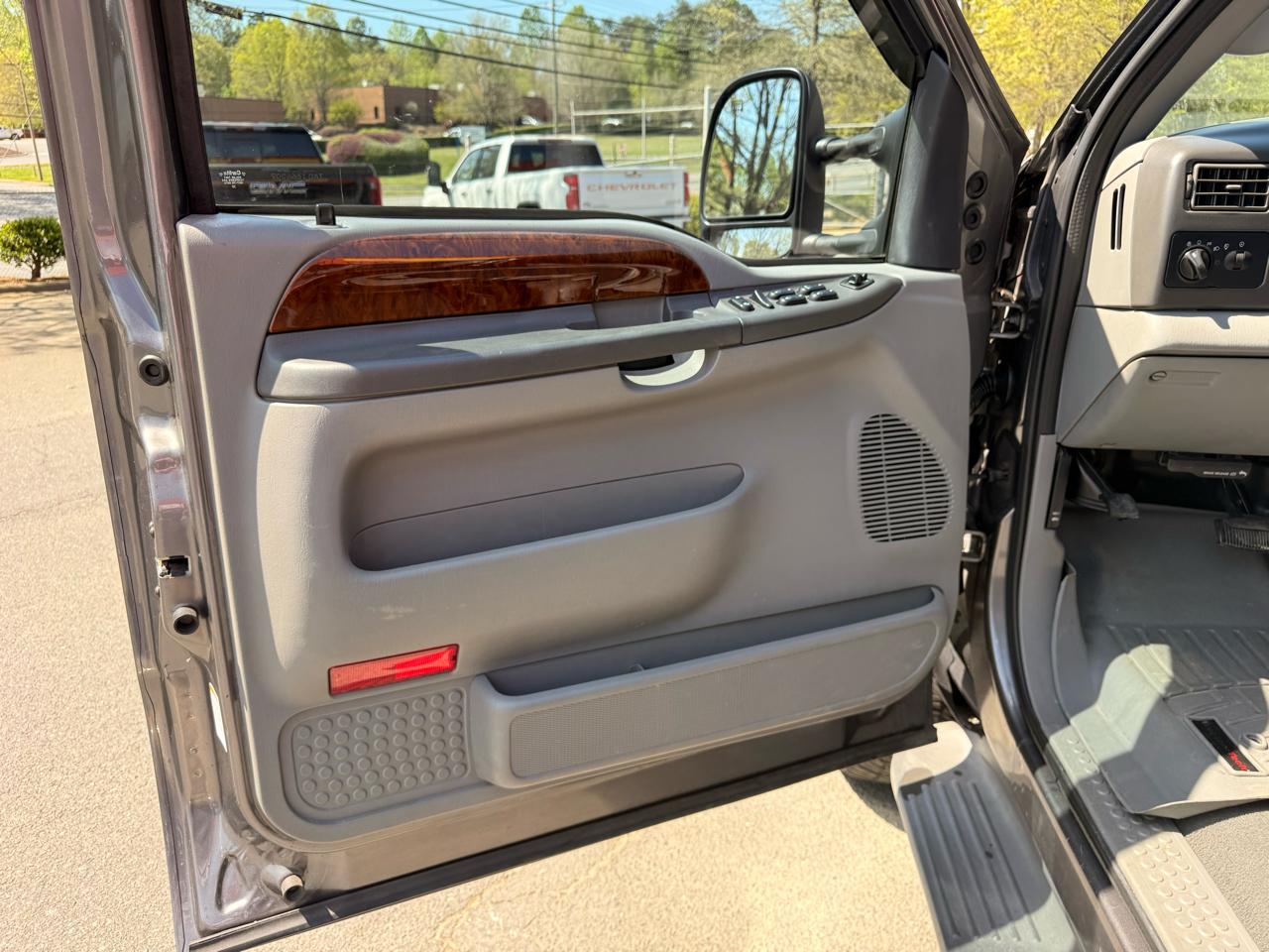 Ford F-250 SD Lariat Crew Cab 4WD 2004