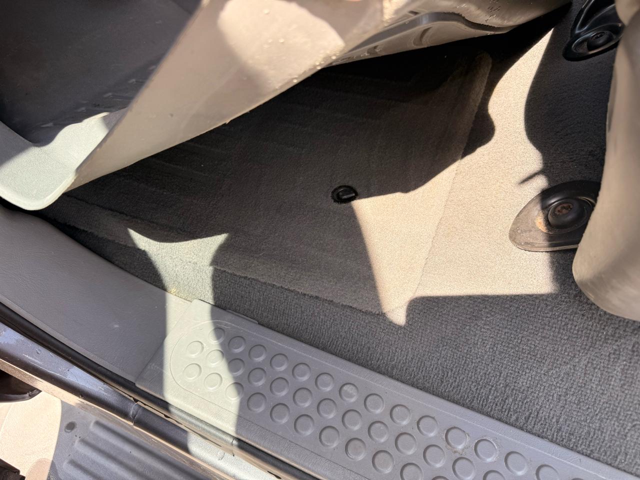 Ford F-250 SD Lariat Crew Cab 4WD 2004