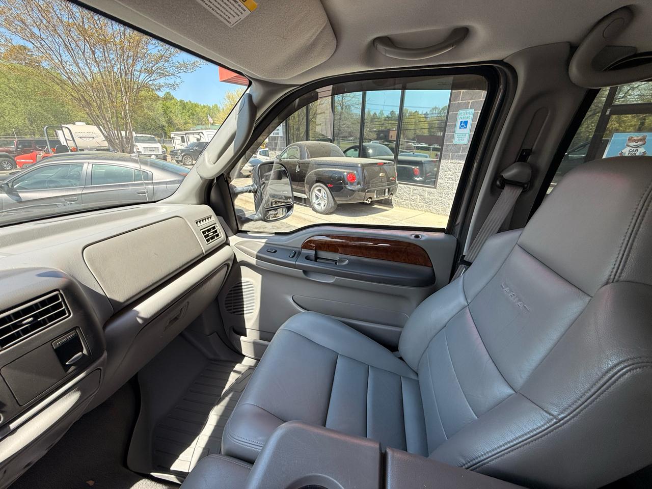 Ford F-250 SD Lariat Crew Cab 4WD 2004