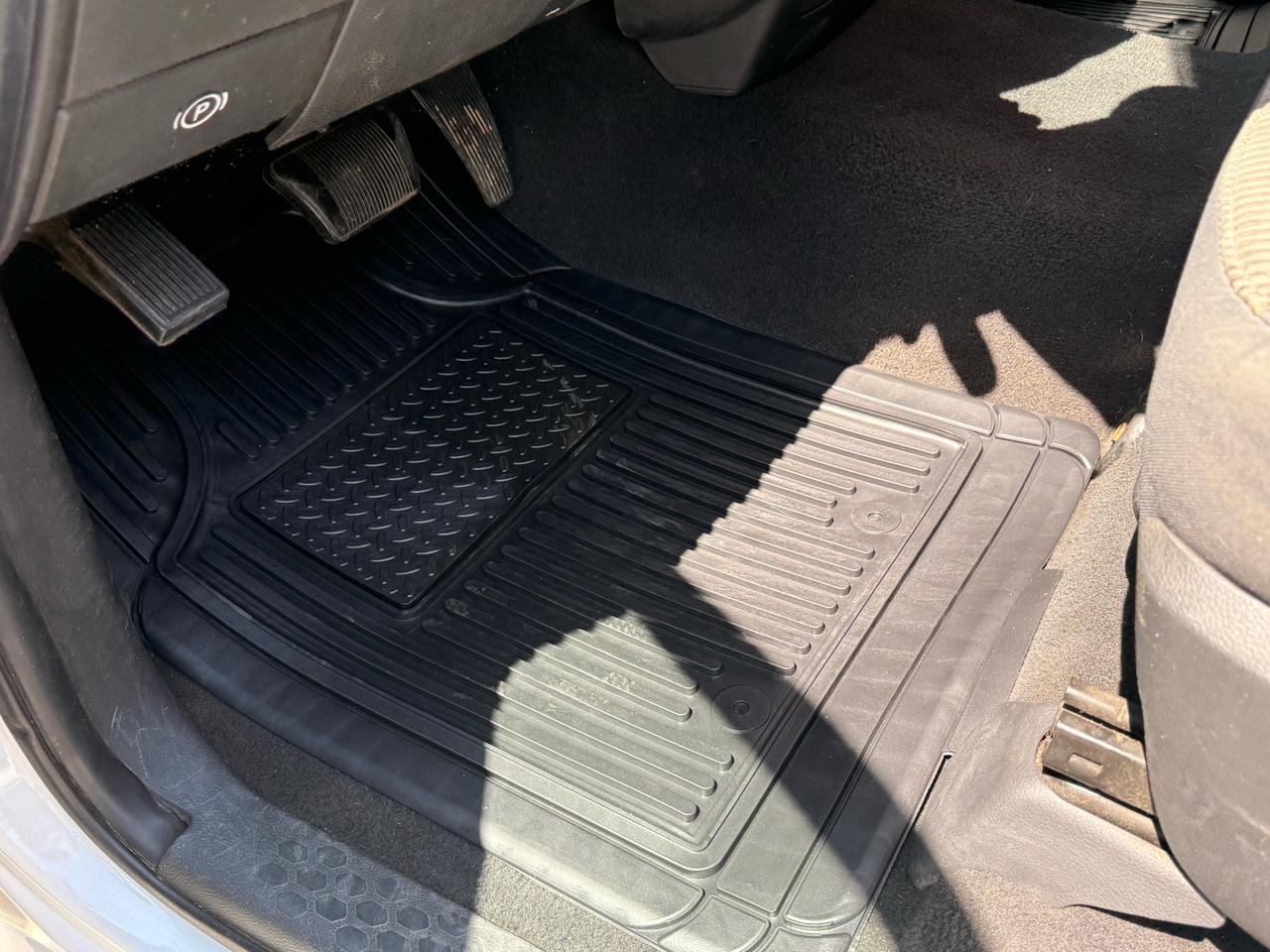 RAM 1500 ST Quad Cab 2WD 2012