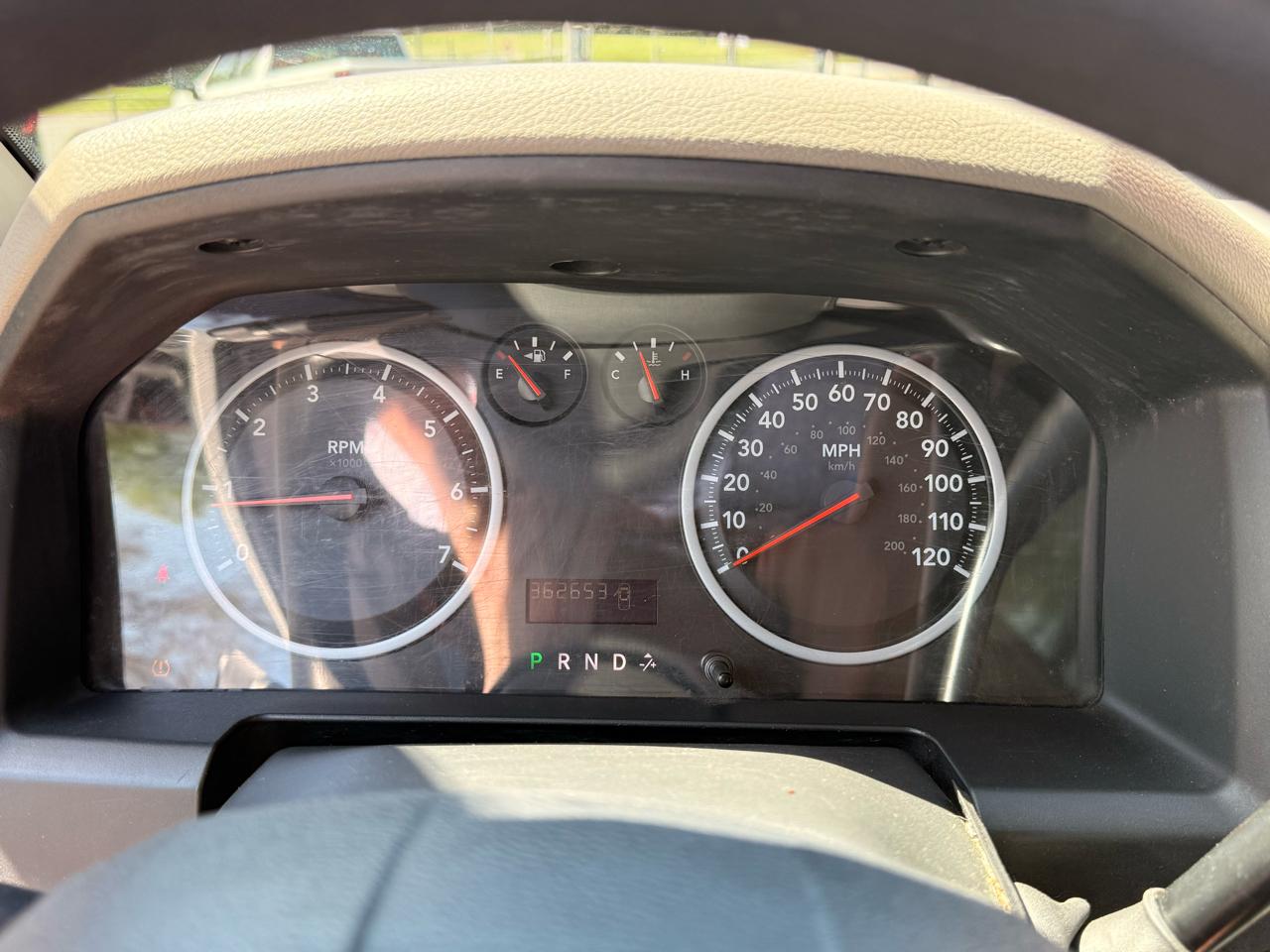 RAM 1500 ST Quad Cab 2WD 2012