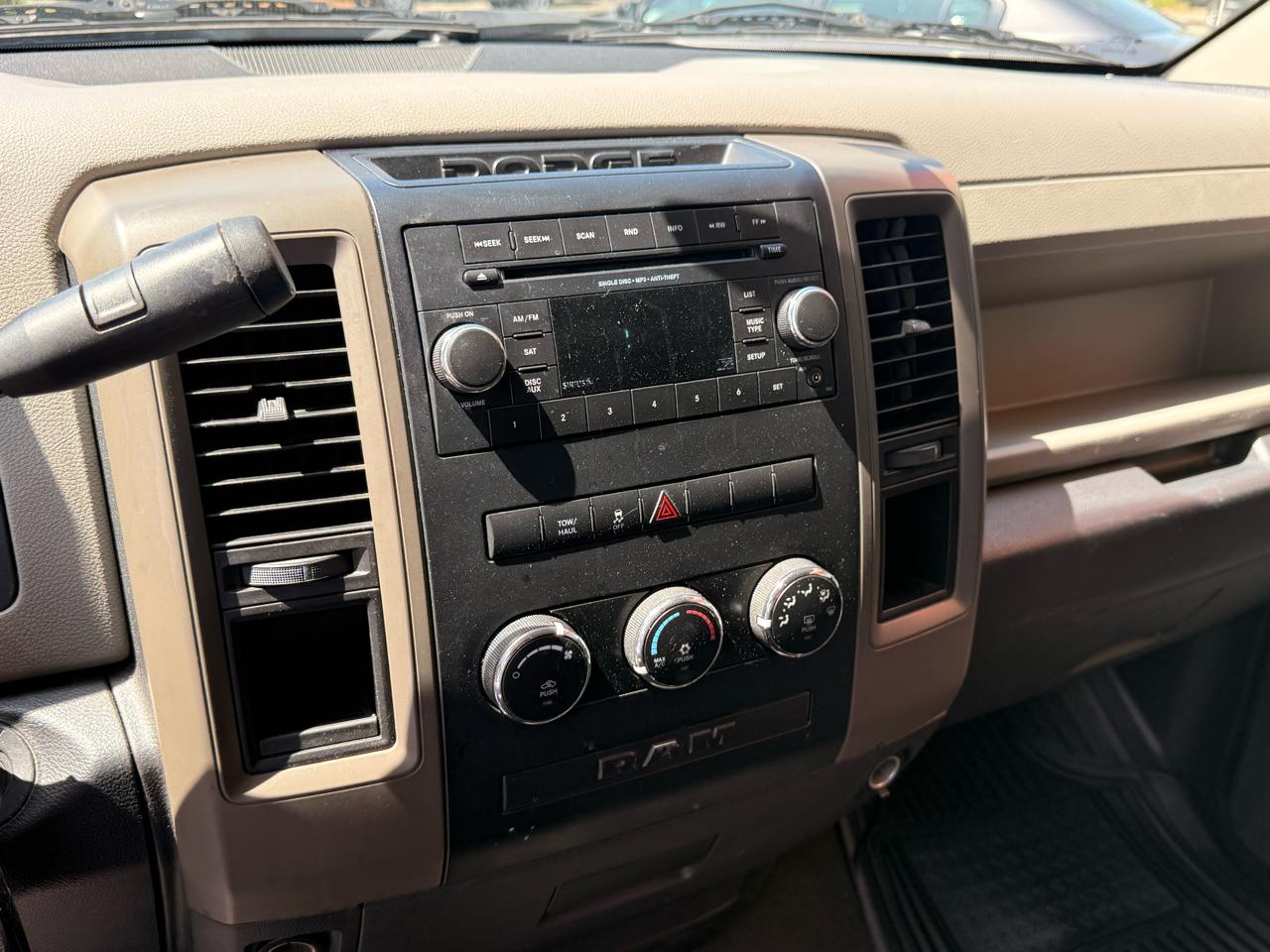 RAM 1500 ST Quad Cab 2WD 2012