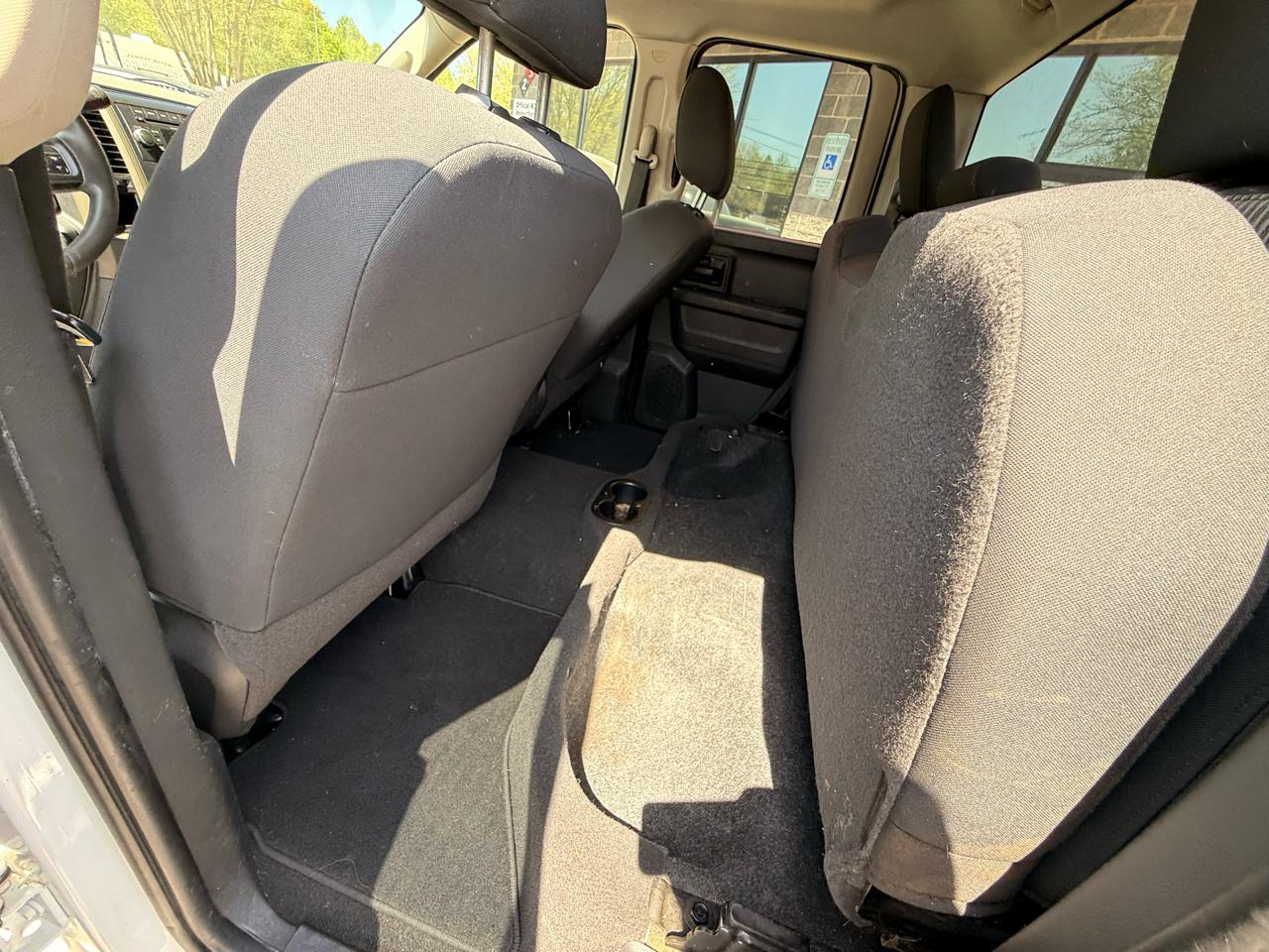 RAM 1500 ST Quad Cab 2WD 2012