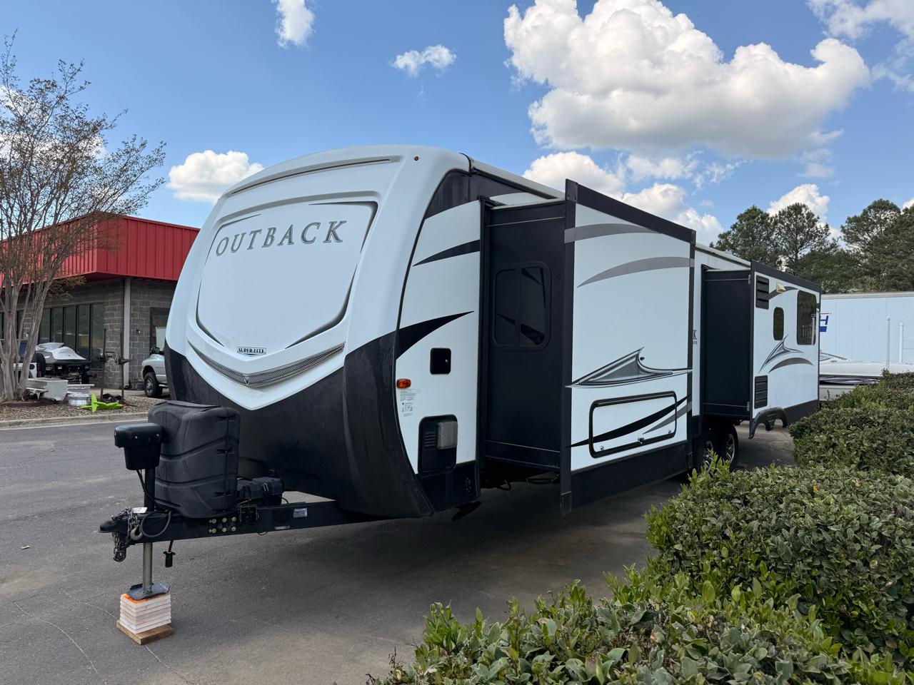 Keystone Outback  2017