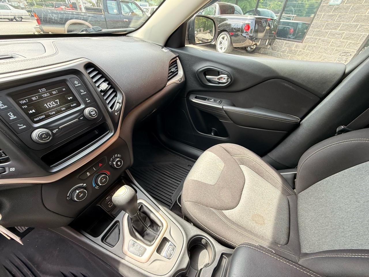 Jeep Cherokee Sport FWD 2017