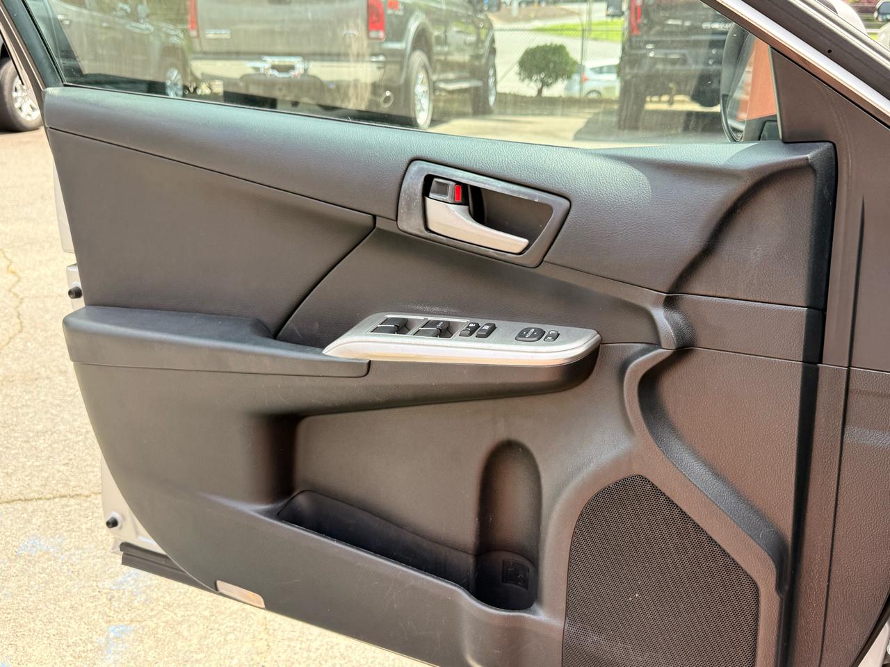 Toyota Camry XLE 2013