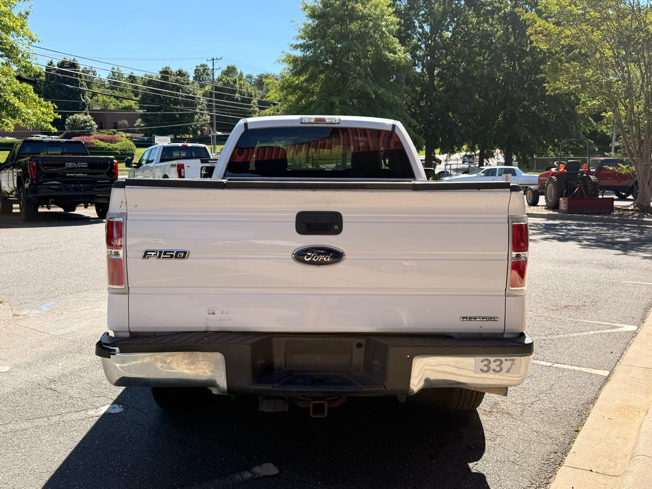 Ford F-150 XL 8-ft. Bed 2WD 2014